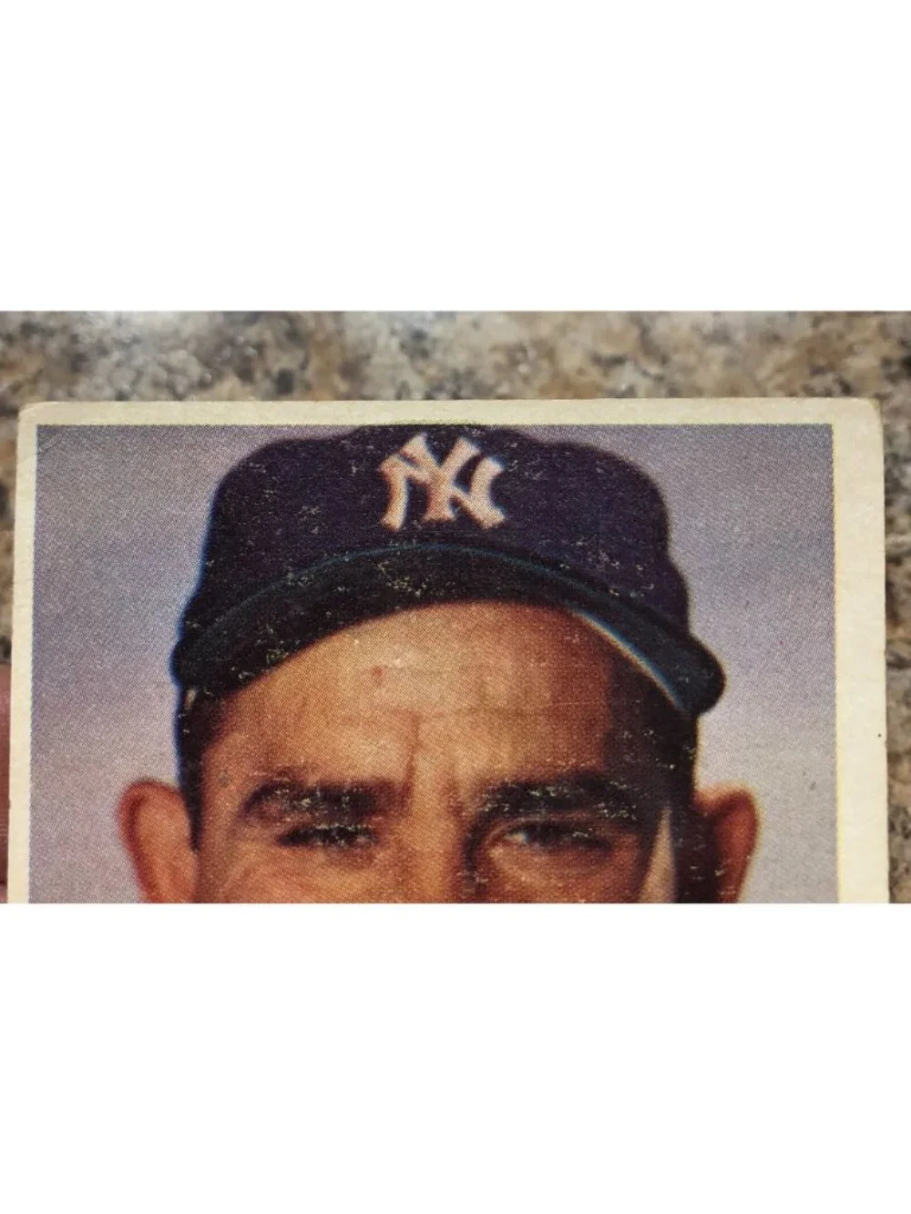 1957 Topps Yogi Berra #2 Low Grade but Nice Looking Card - Picture 4 of 6